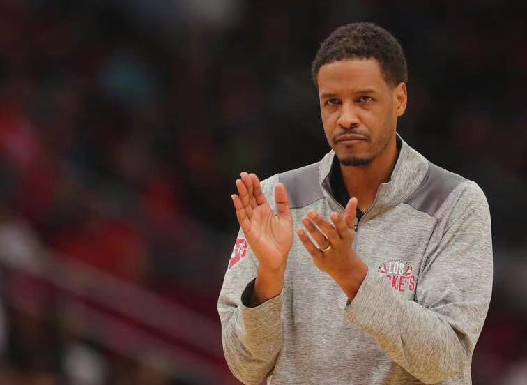 毒蛇队效力, com, 的随队记者 毒蛇队效力, com, 的随队记者